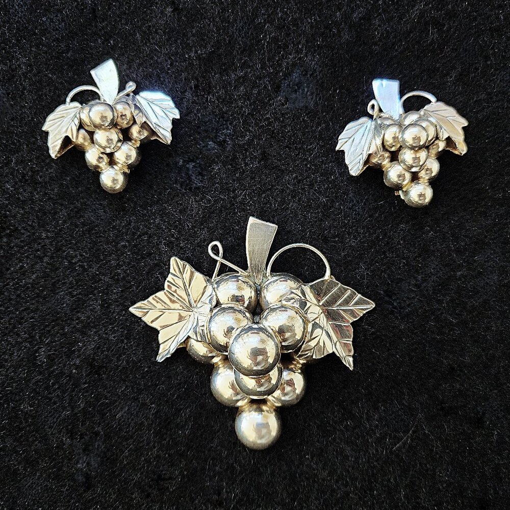 Vintage Taxco Sterling Silver Grape Cluster Leaves Brooch + Clip On Earrings Set